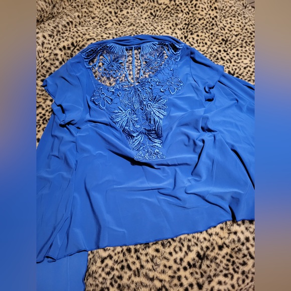 Blouse - Picture 4 of 5